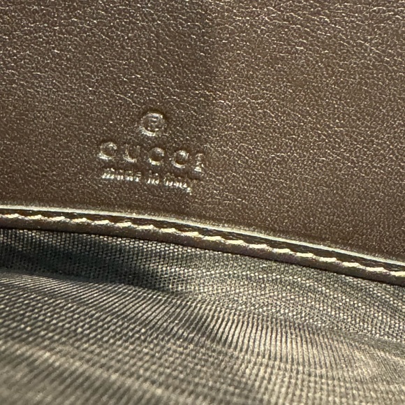 Authentic Gucci zippy PVC  wallet - Picture 5 of 12